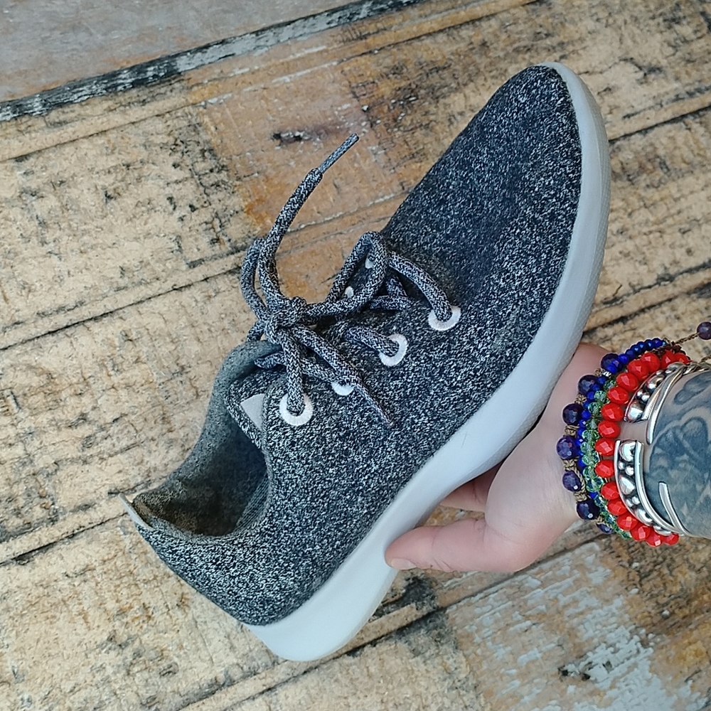 Allbirds wool runner gray lace up shoes casual sneakers women's 9